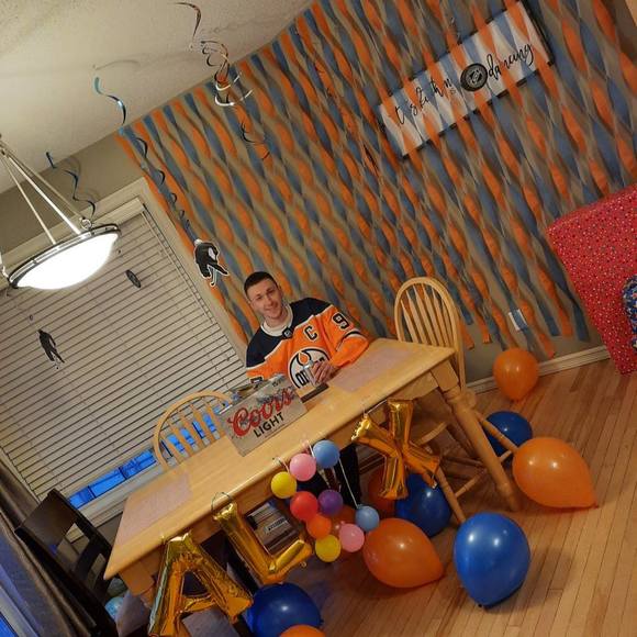 Meet your Posher, Alex - Picture 1 of 1